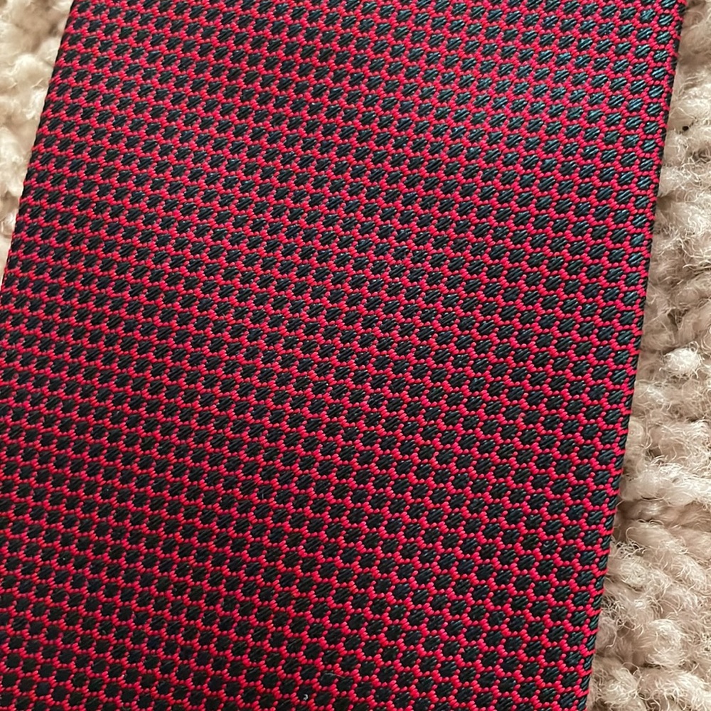 Red And Black Tie With Square Pattern - image 3